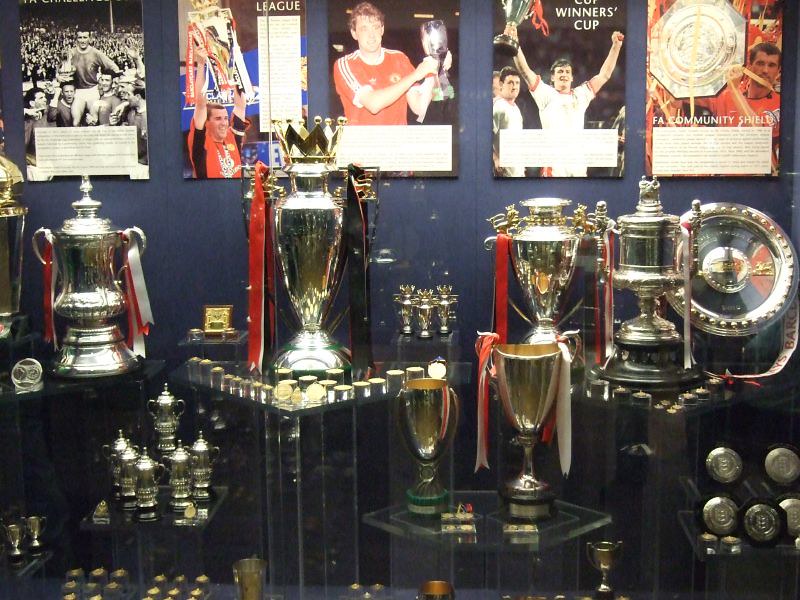 Man utd trophy cabinet